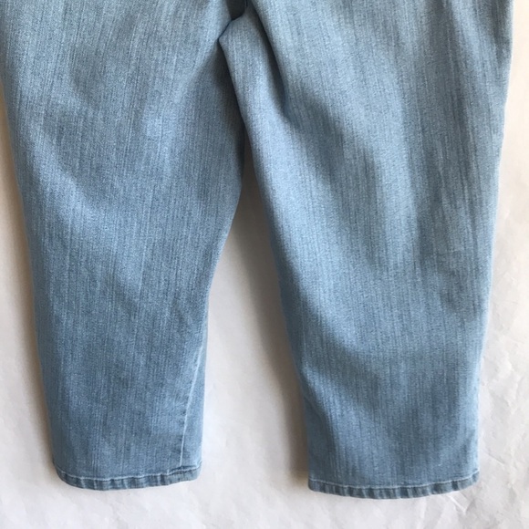 Style & Co. blue denim capris, size 12 - Picture 7 of 10